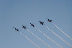 us-to-pull-jets-destroyers-and-subs-us-t.jpg